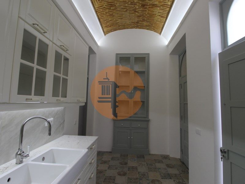 Property photo 1 of 36