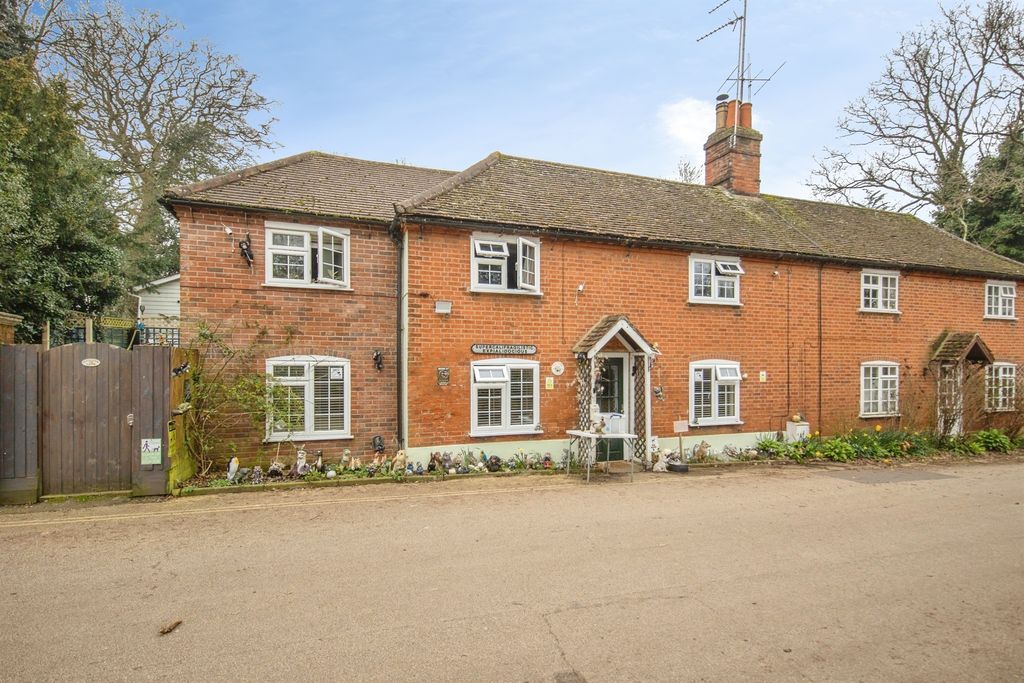 Property photo 1 of 27