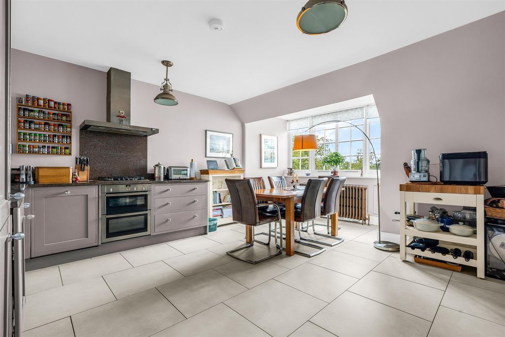 Property photo 2 of 36 Internal-14.Jpg
