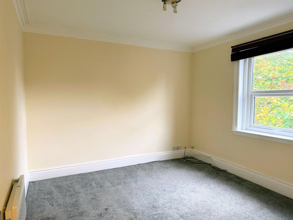 Property photo 2 of 10 Img_0330.Jpg