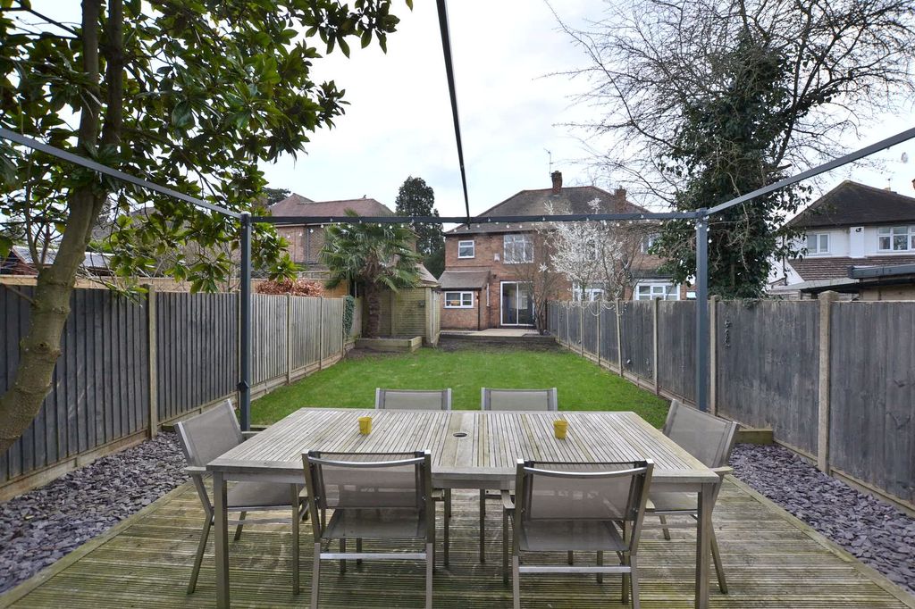 Property photo 3 of 25