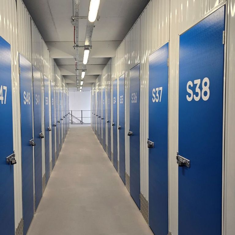 Property photo 2 of 12 Photo 5