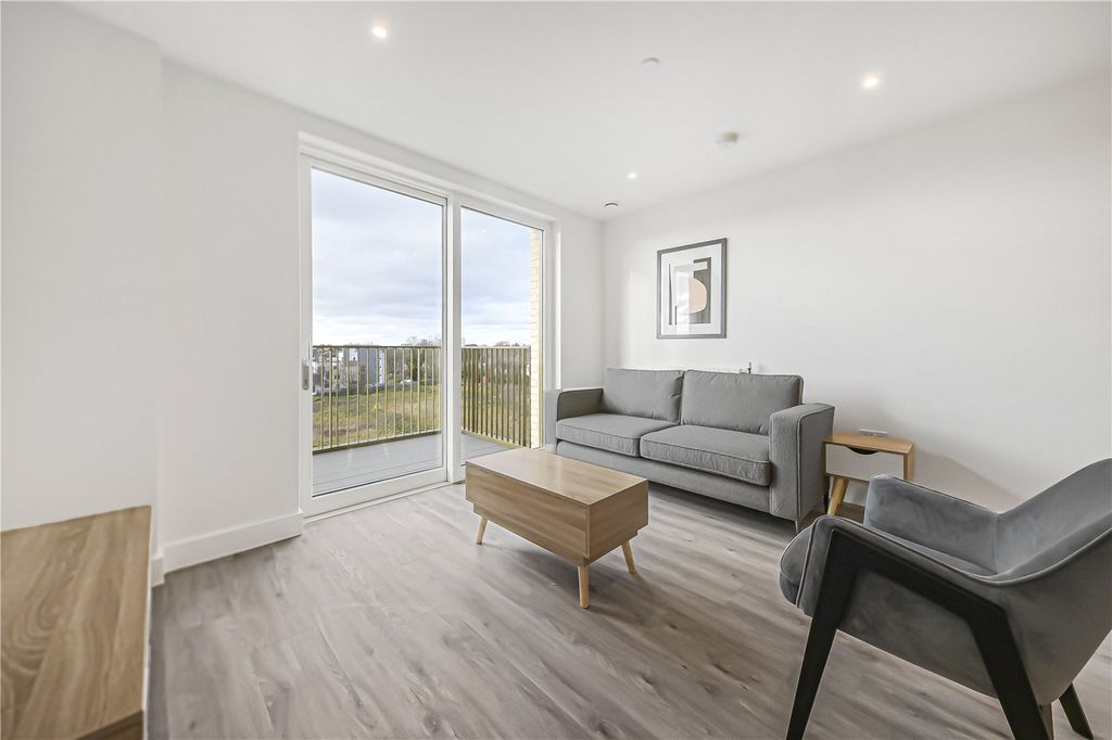 Property photo 2 of 22 Picture No. 02