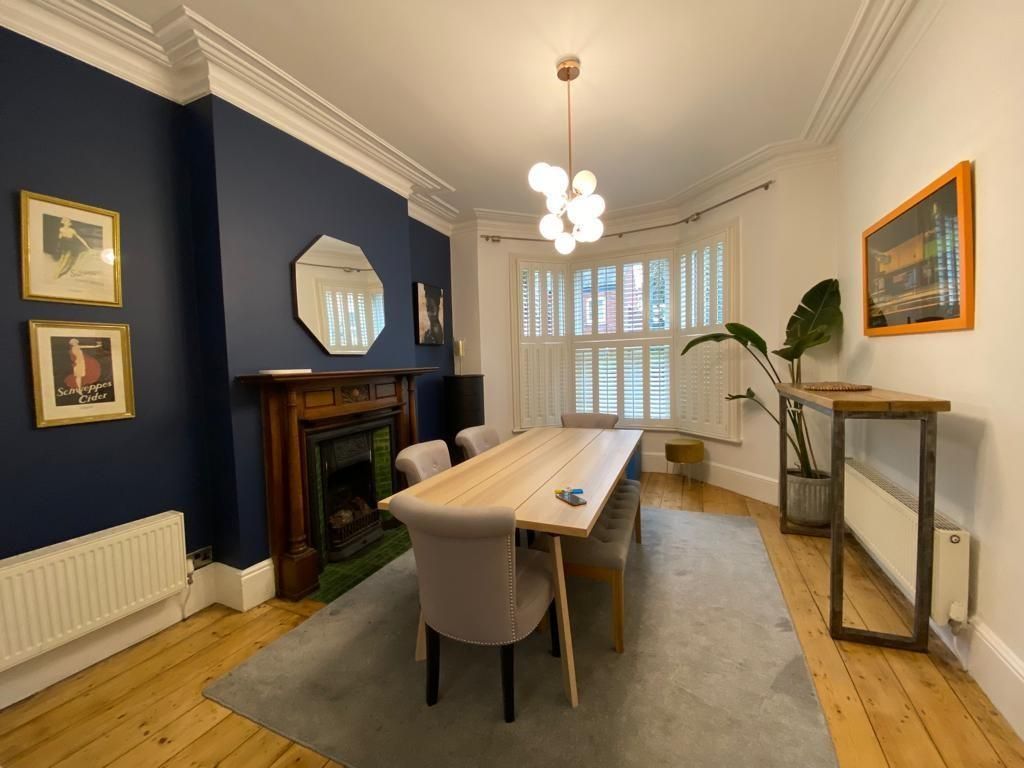 Property photo 2 of 25