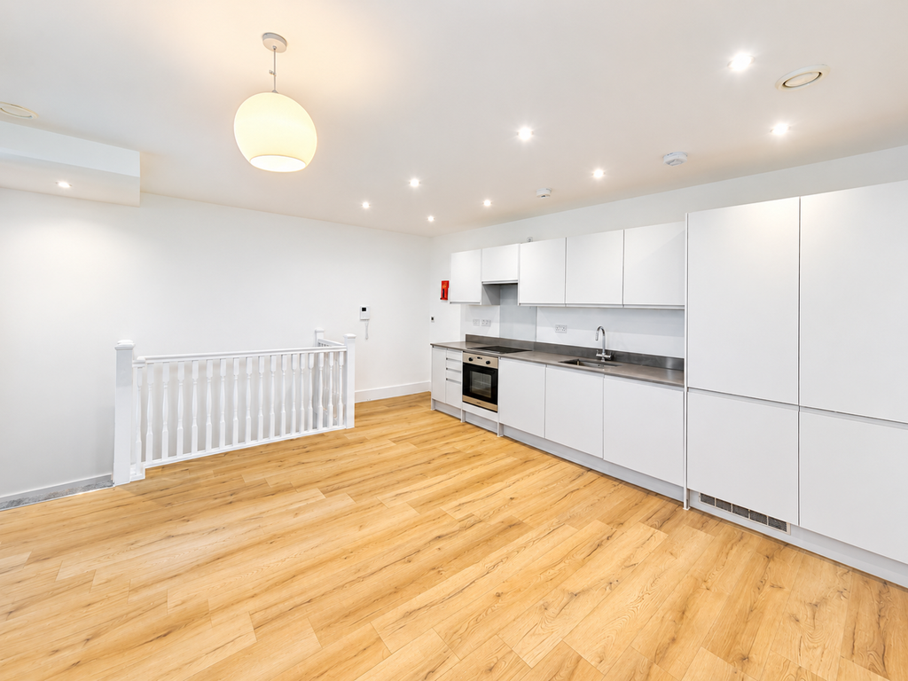 Property photo 1 of 6 Kitchen