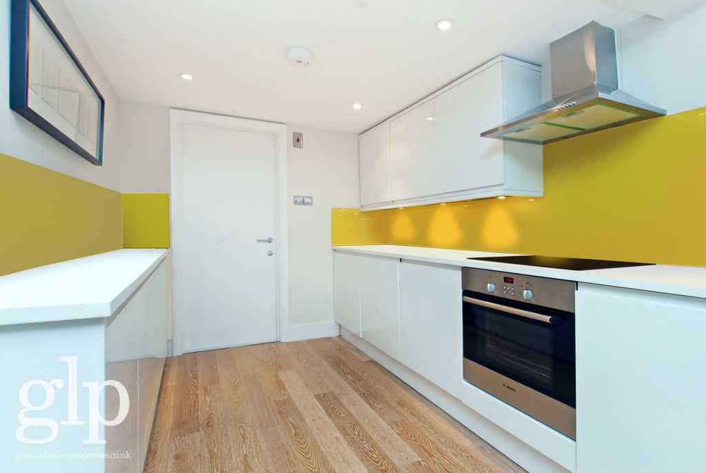 Property photo 2 of 6 987204