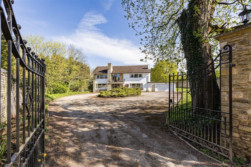 Property photo 1 of 35 57_77607.Jpg