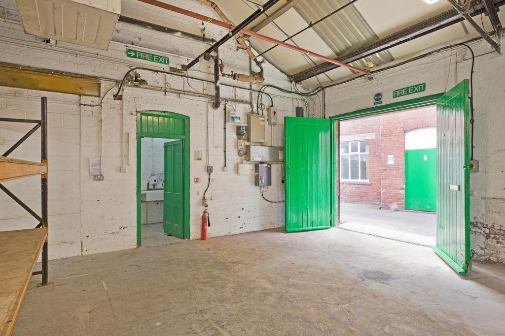 Property photo 3 of 8 Img_5407.Jpg