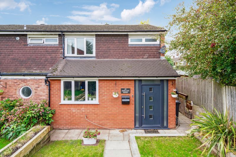 Property photo 1 of 16 Photo 9