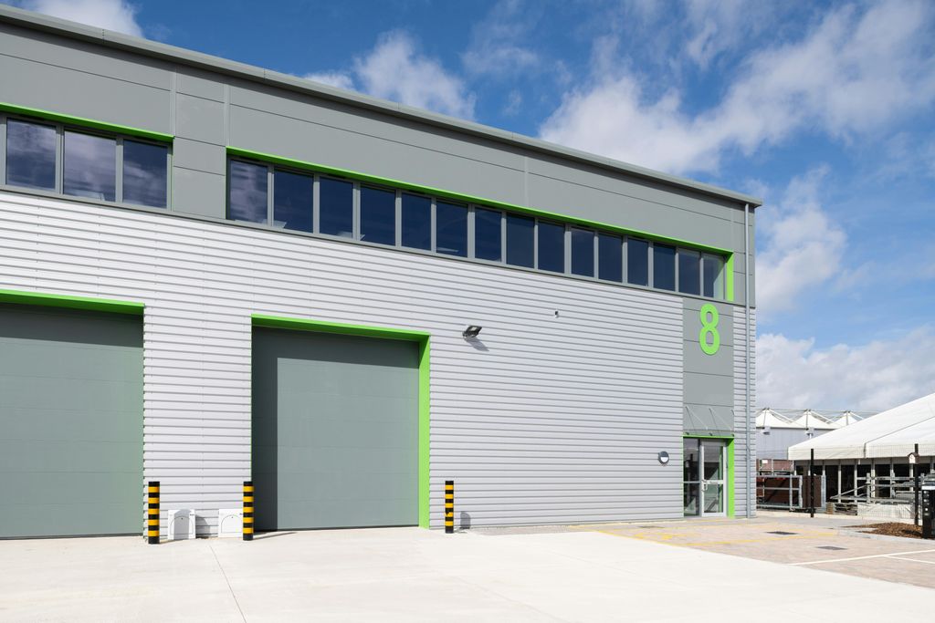 Property photo 3 of 19 Unit 8E.Jpg