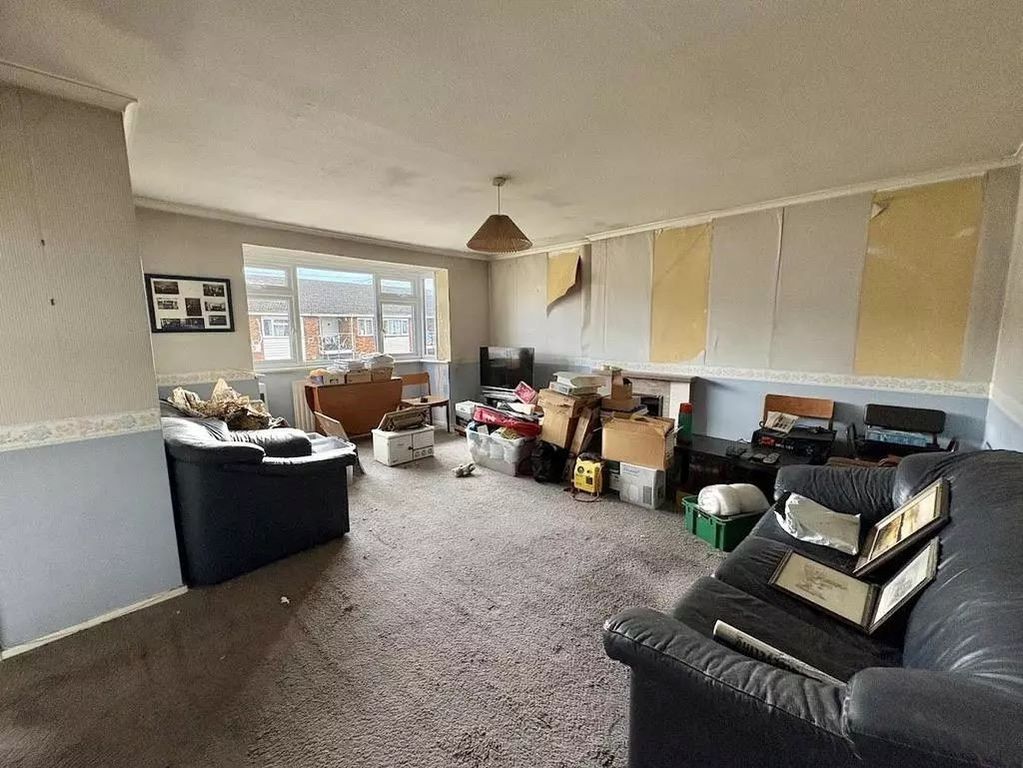 Property photo 3 of 9