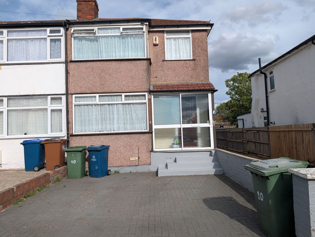 Property photo 1 of 8