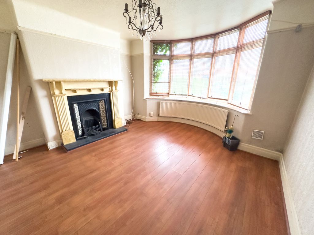 Property photo 3 of 27 Photograph