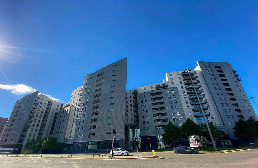 Property photo 1 of 7 Photo Main