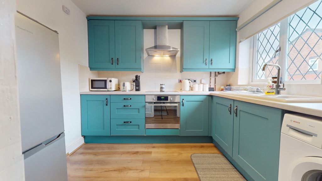 Property photo 2 of 13 4864273