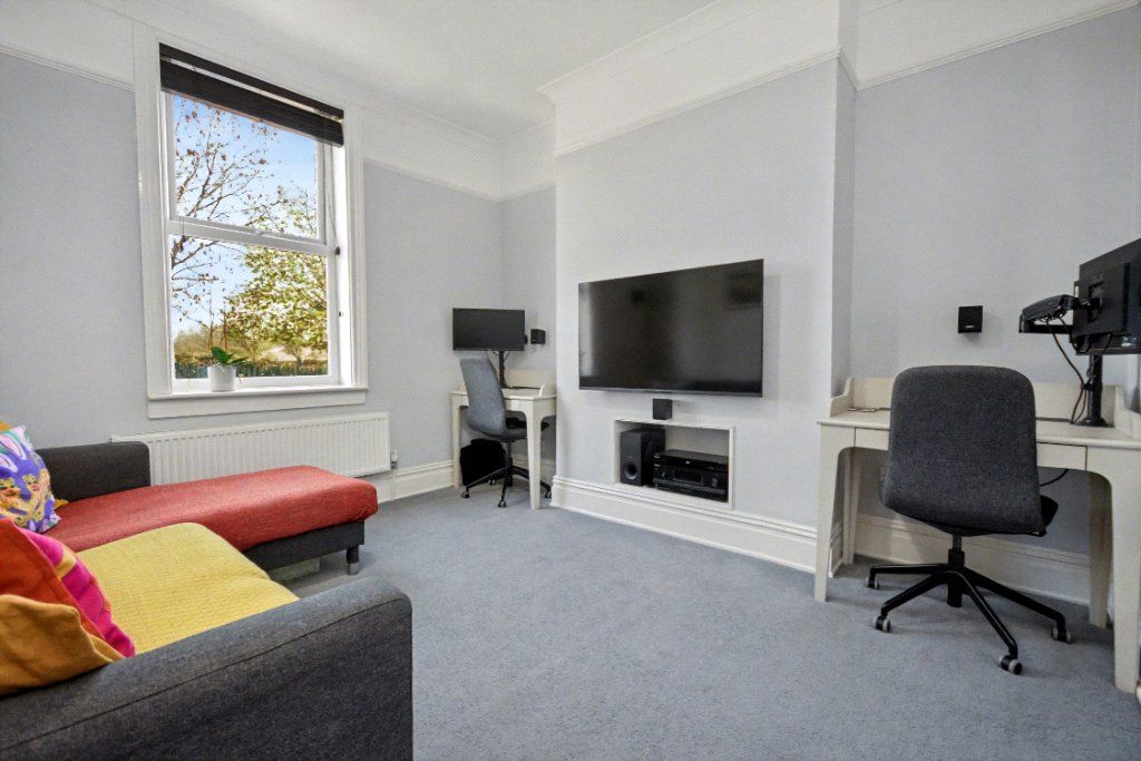 Property photo 3 of 21 Picture No. 22