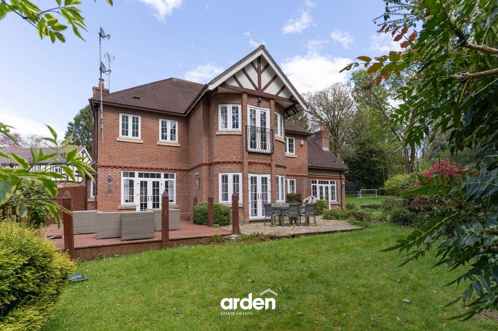 Property photo 2 of 30
