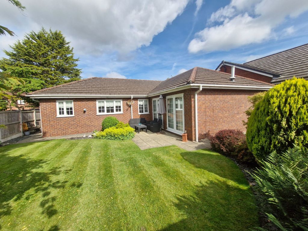 Property photo 1 of 25