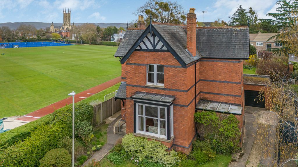 Property photo 1 of 30 Front