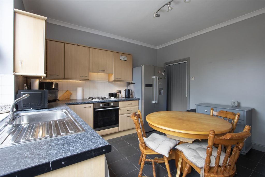 Property photo 2 of 12 New Kitchen 2.Jpg