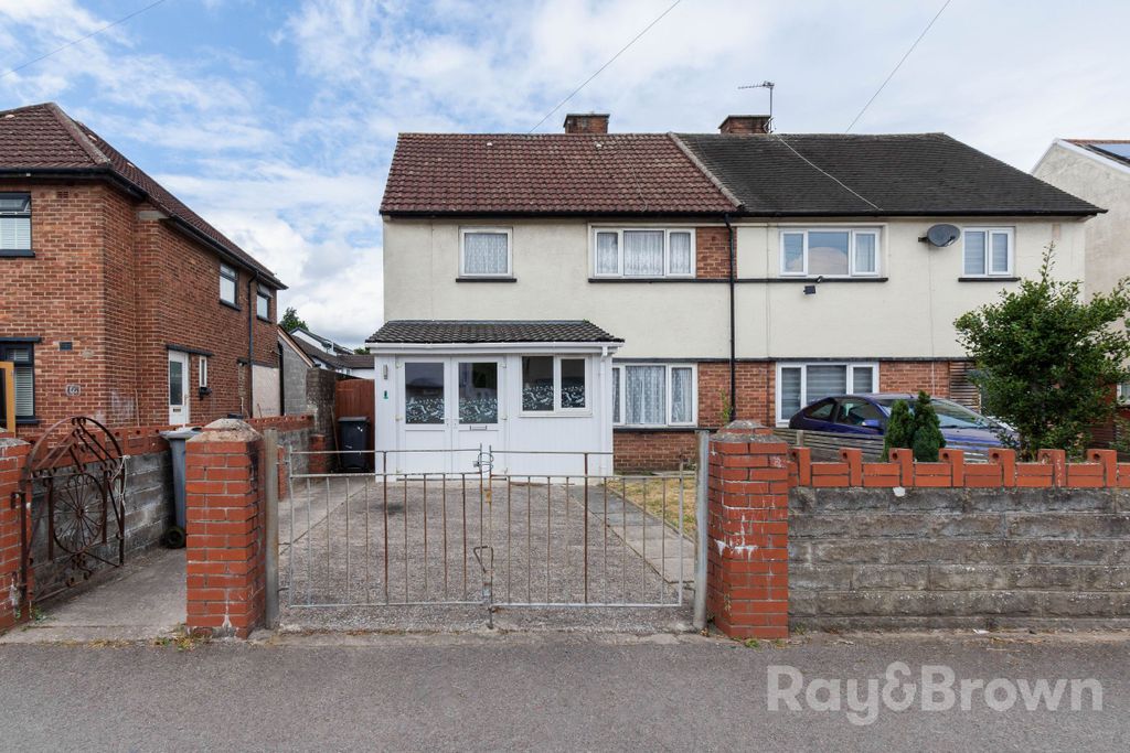 Property photo 1 of 37