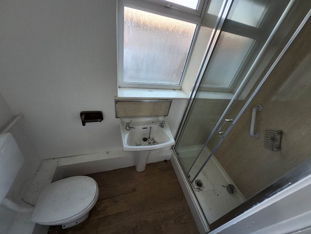 Property photo 2 of 5