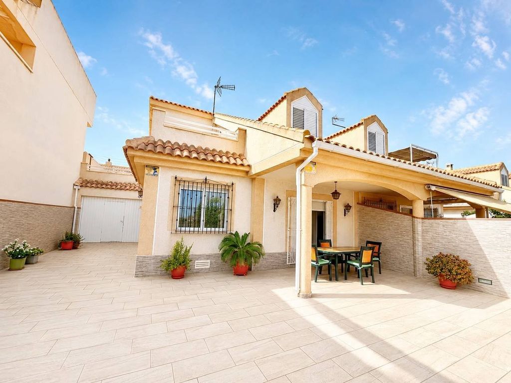 Property photo 1 of 38