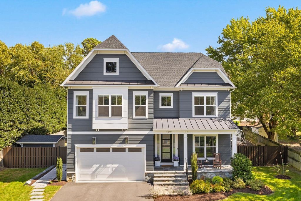 Property photo 1 of 22