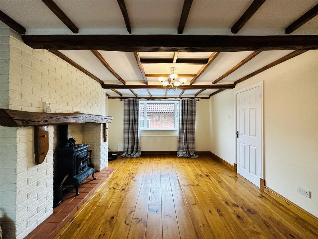 Property photo 2 of 26 Diner3.Jpg