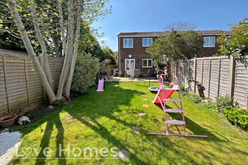 Property photo 1 of 13 4932232