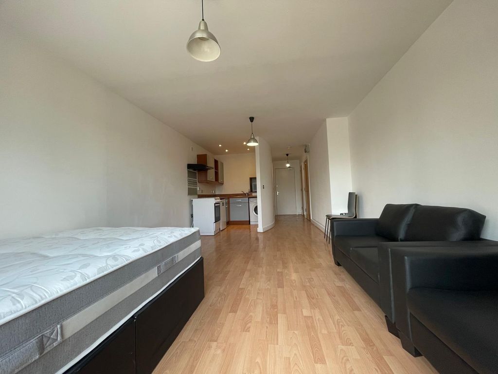 Property photo 3 of 9 Gallery