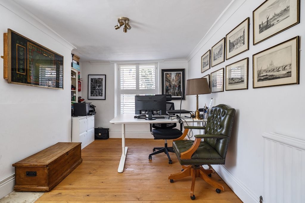 Property photo 3 of 13