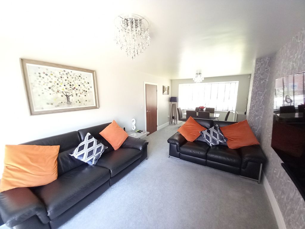 Property photo 3 of 19 Lounge & Dining Room