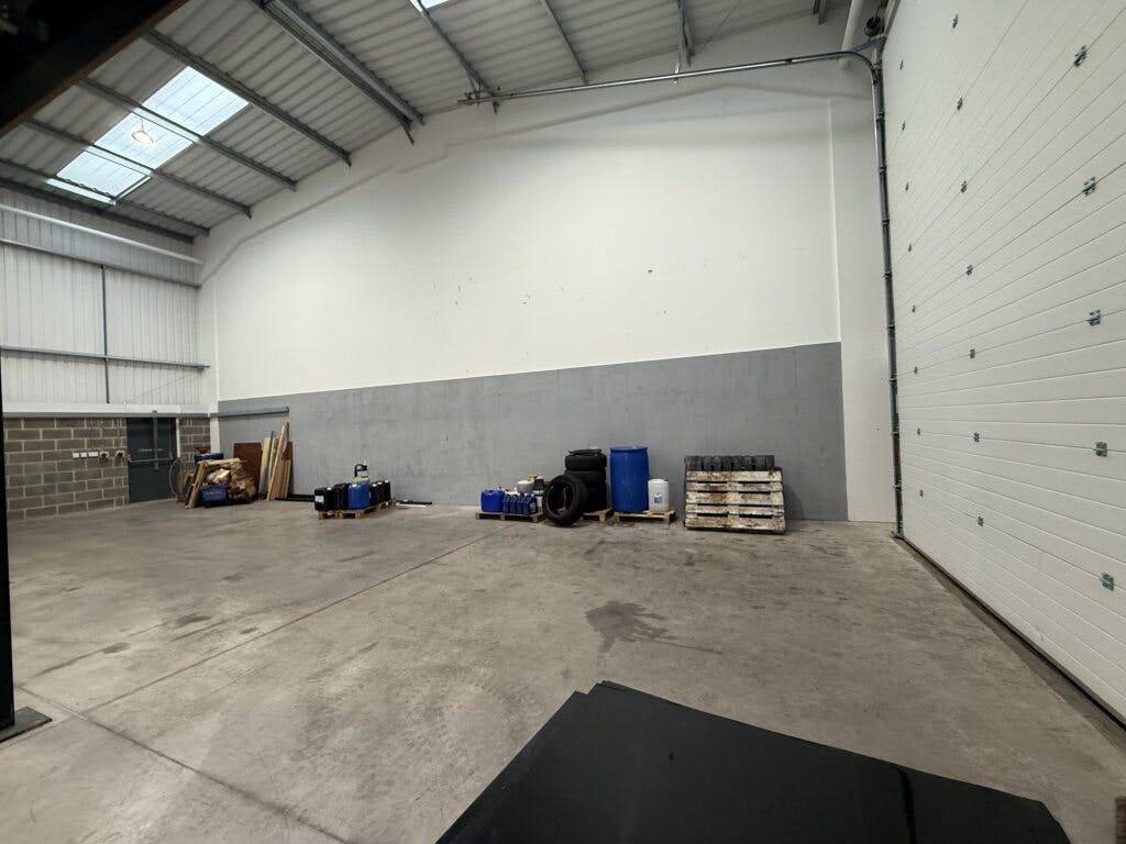 Property photo 3 of 7 699.Jpg