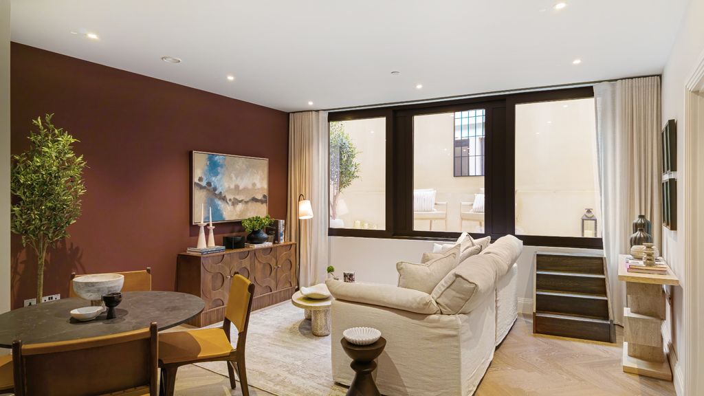 Property photo 1 of 22 Molyneux St-110.Jpg