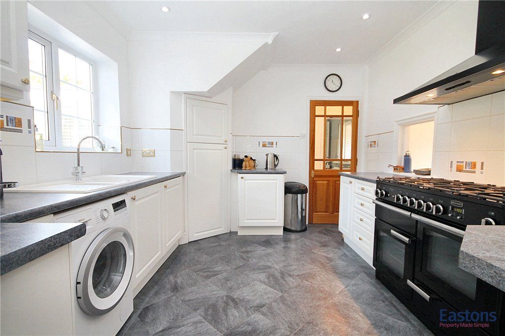 Property photo 3 of 45 Picture No. 14