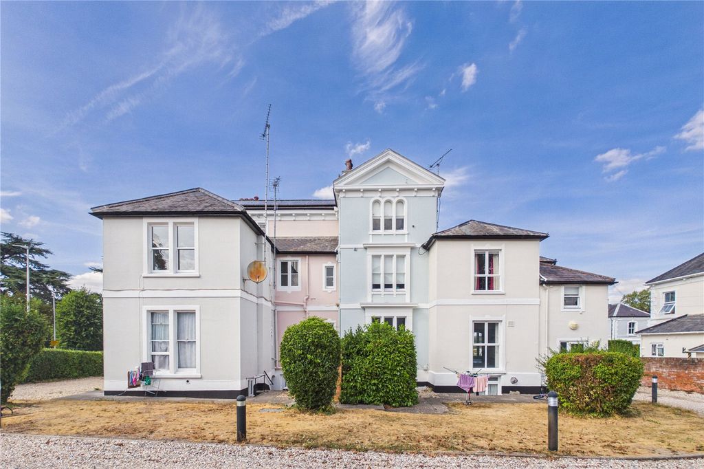 Property photo 2 of 19 Picture No. 29