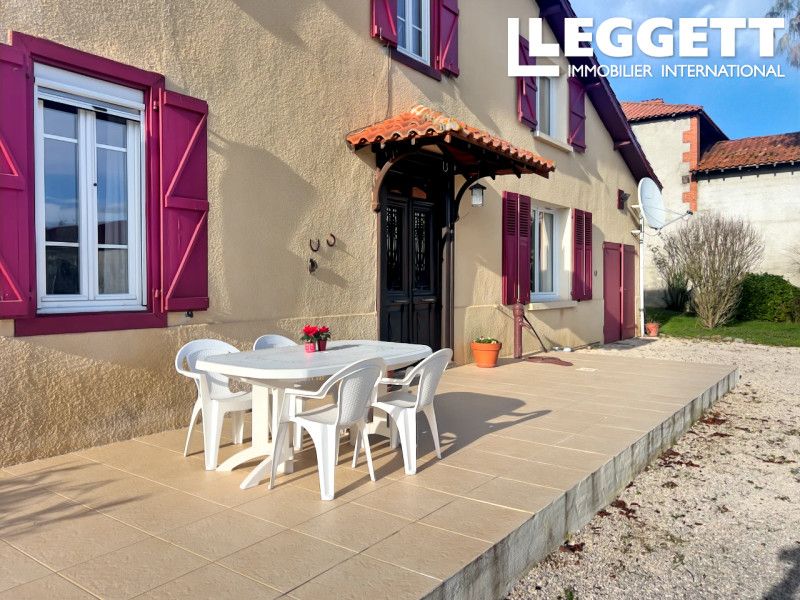 Property photo 2 of 10