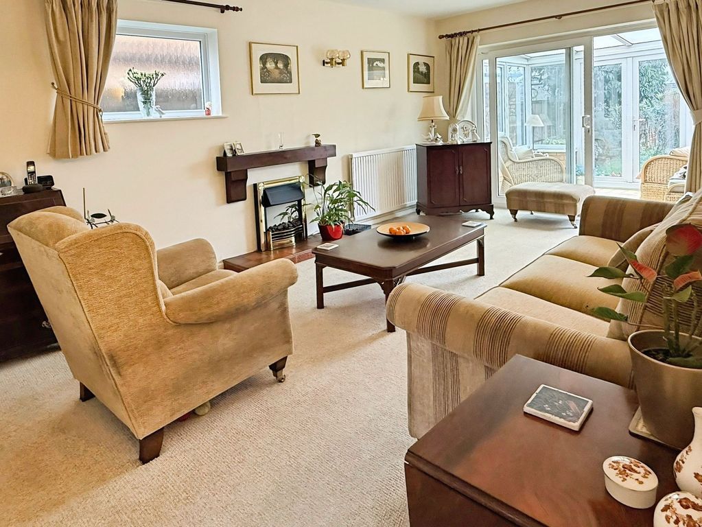 Property photo 3 of 20