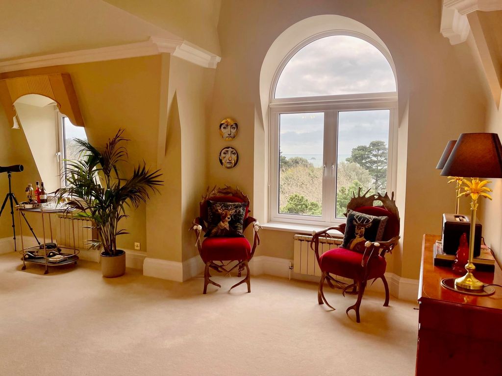 Additional image 5 of 3 bed flat for saleApt 10 Chateau Des Roches, St Brelade JE3