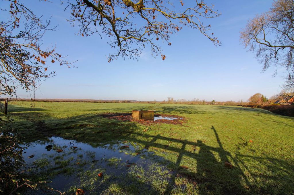 Additional image 7 of 3 bed bungalow for saleCade Lane, Upton, Gainsborough DN21