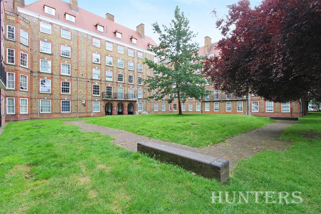 Property photo 1 of 8