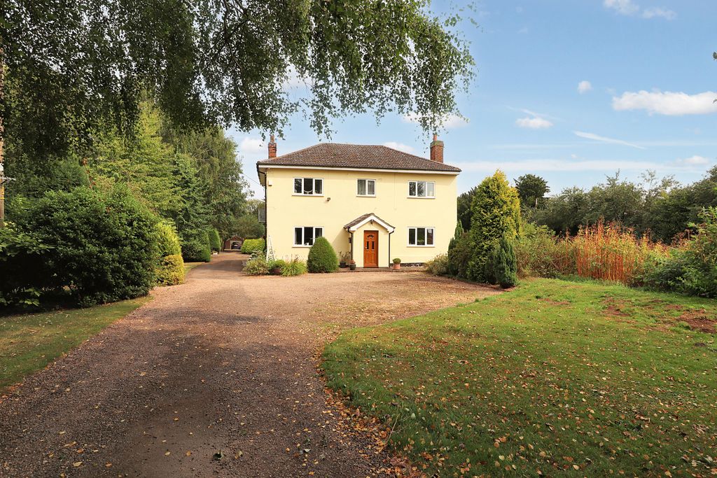 Property photo 1 of 36 Img_8196