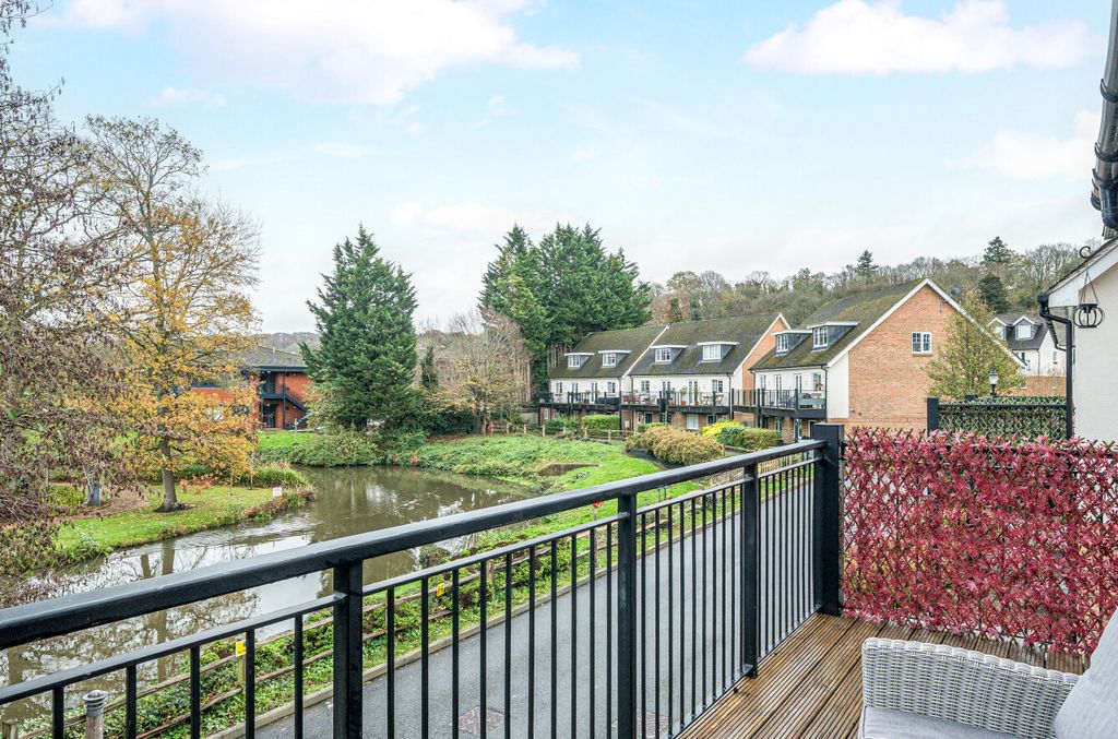 Property photo 1 of 28 1382889-19-69245B...