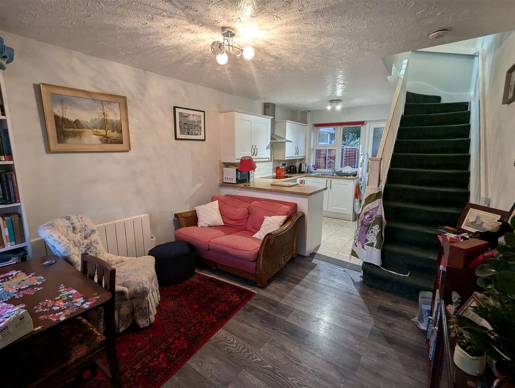 Property photo 2 of 7 Pxl_20241114_162705946.Jpg