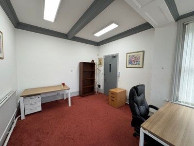 Property photo 3 of 4 Photo 8