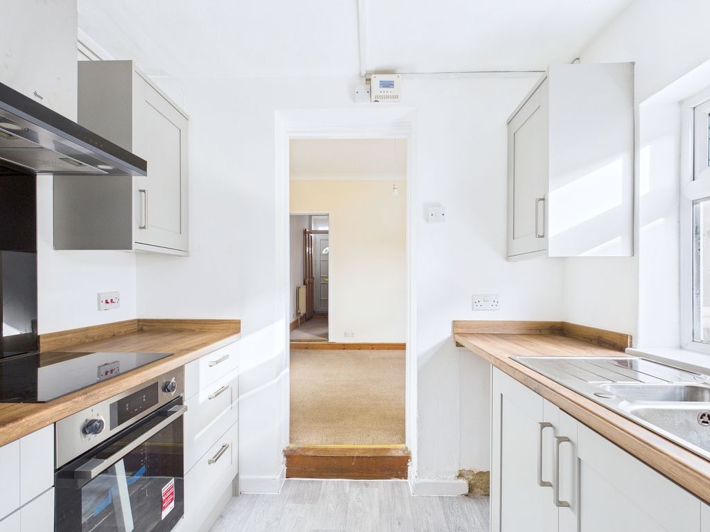 Property photo 3 of 10 Cam01338G0-Pr0154-Still005