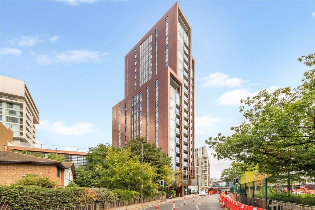 Property photo 2 of 10