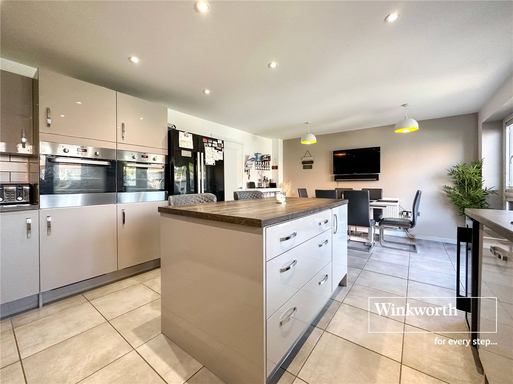 Property photo 2 of 18 Picture No. 07