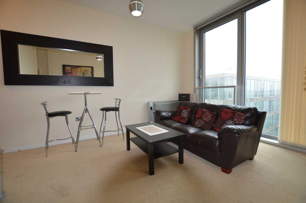 Property photo 2 of 11